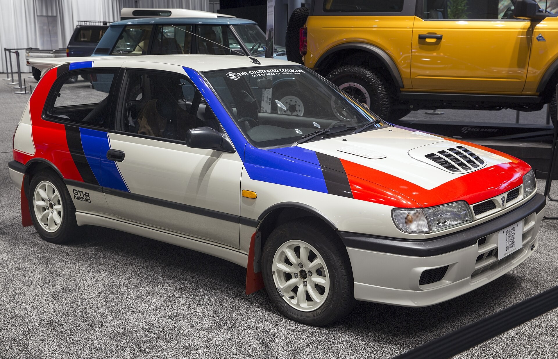 Новые Pulsar и NISMO стали хитами экспозиции Nissan на открывшемся в Париже мотор-шоу