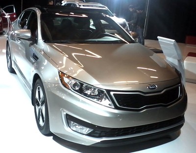 ​Лидером российских продаж в сегменте D остается KIA Optima