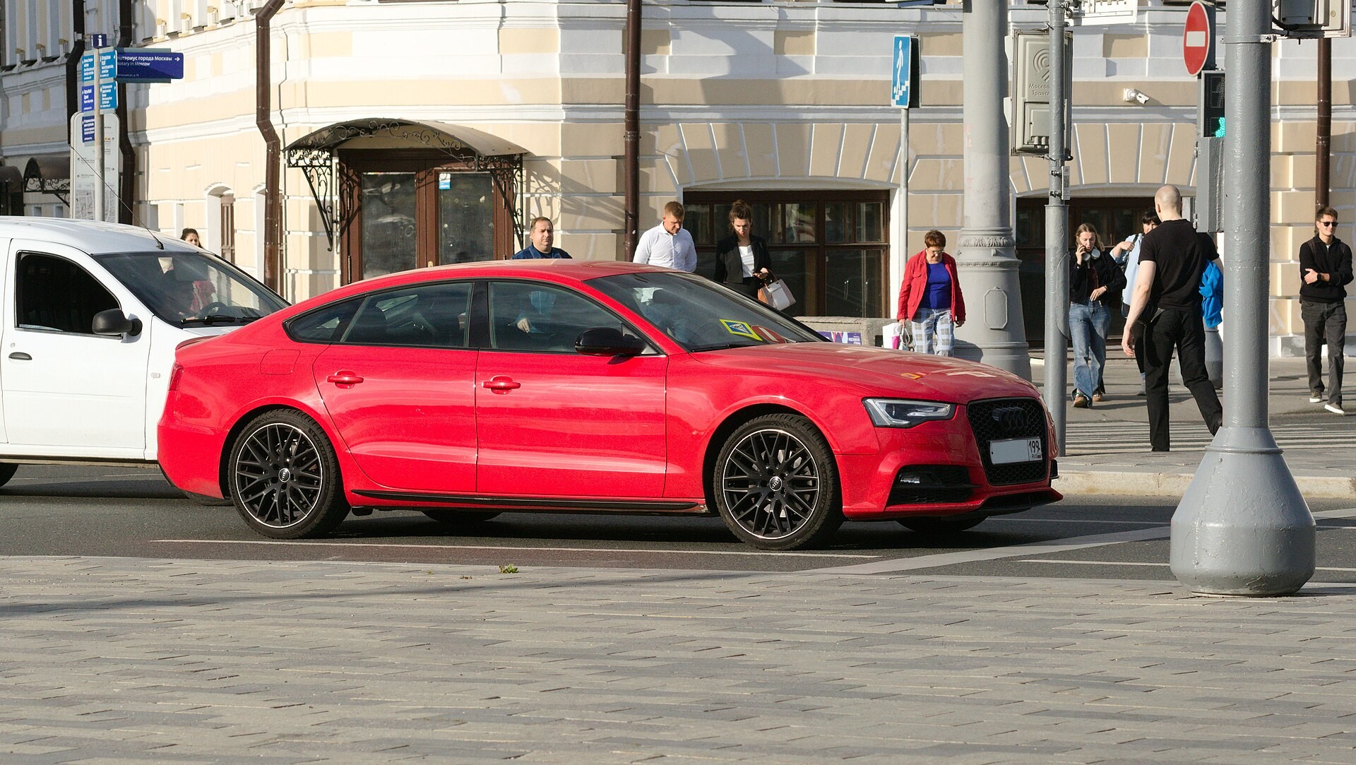 Новый флагман Audi E-tron GT – мощное оружие в конкурентной войне с Tesla Model S